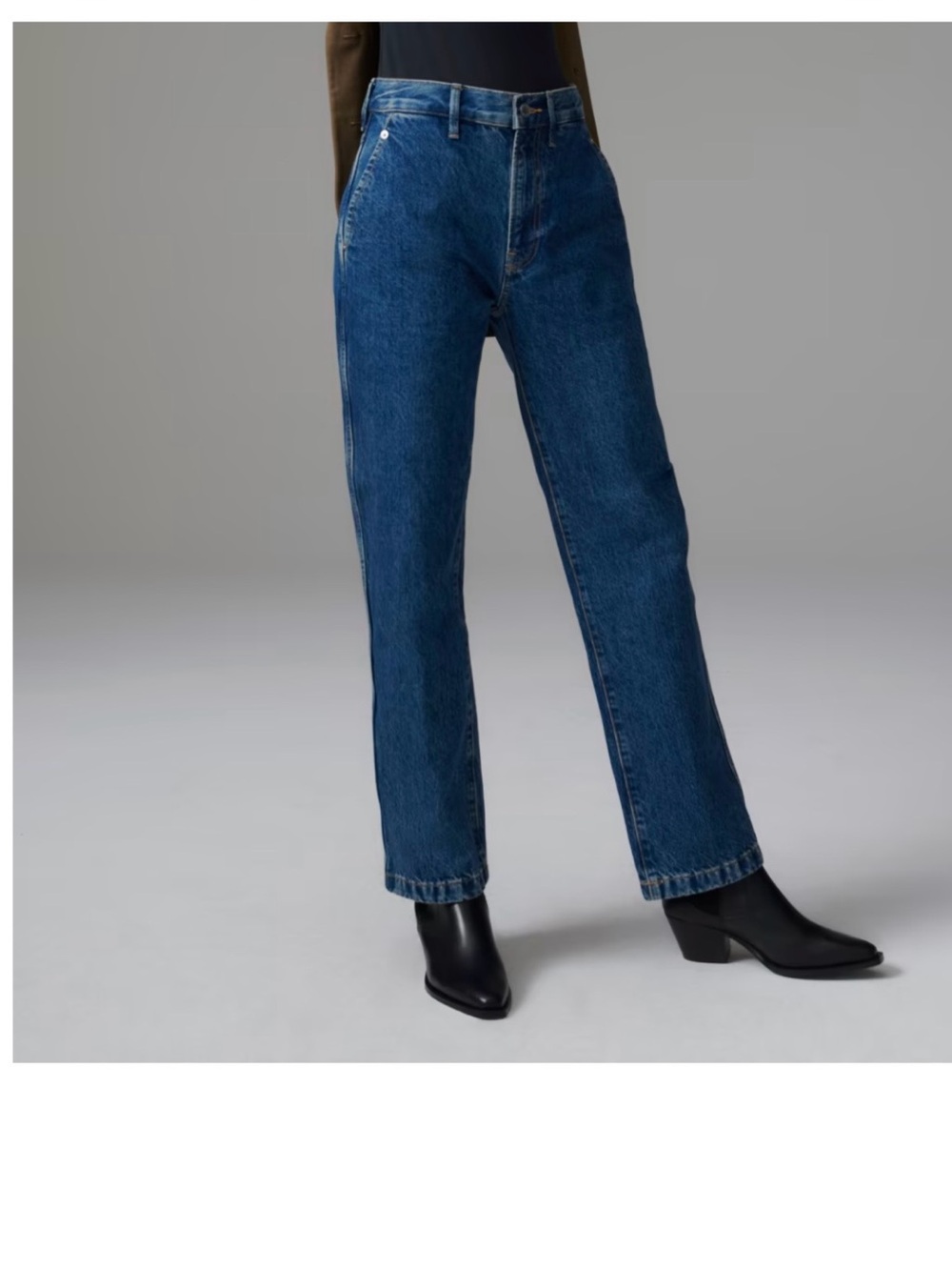 Everlane Mid-Rise Straight Jeans in Blue Denim